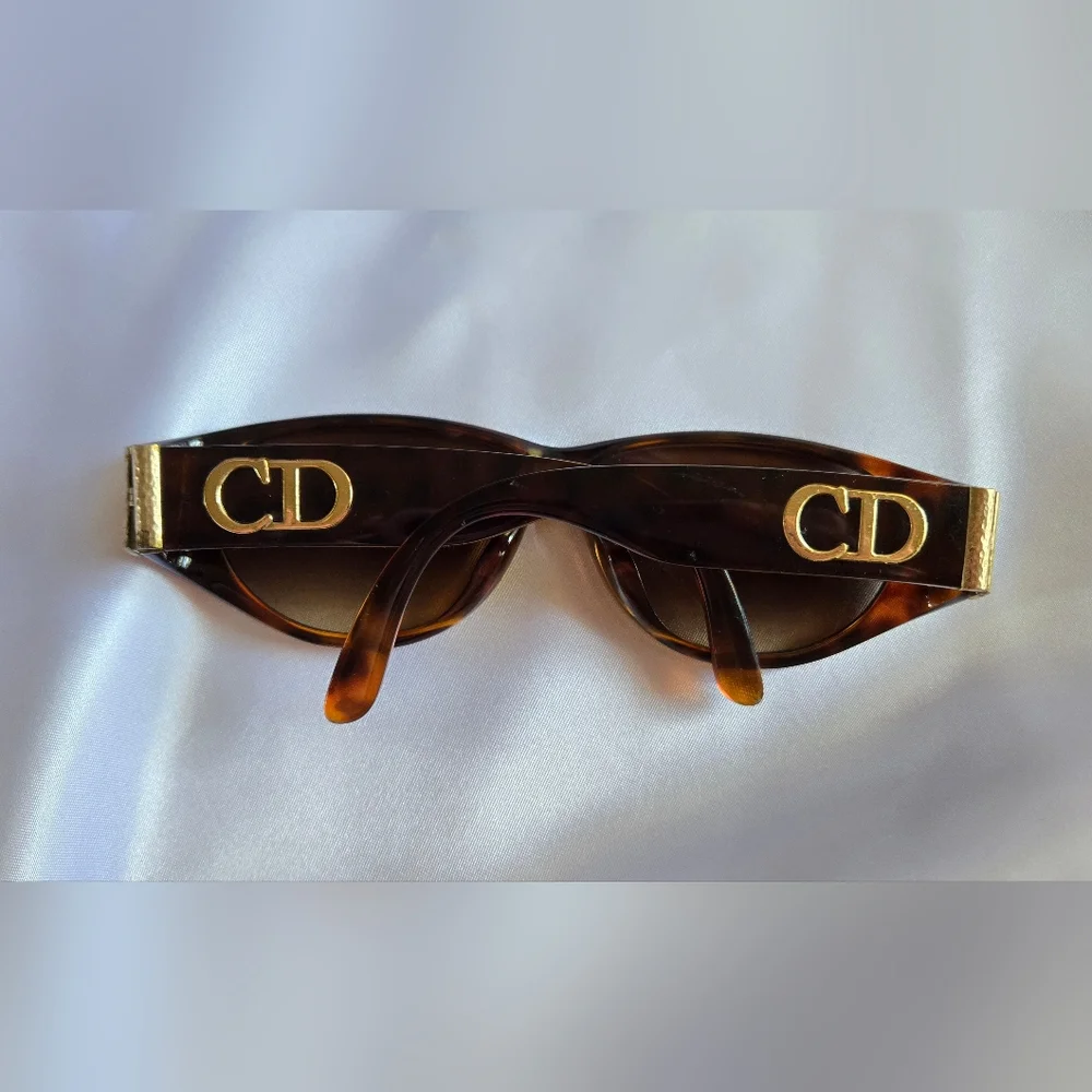 Christian Dior 2021A 11 Brown Tortoise Sunglasses - Picture 3 of 12